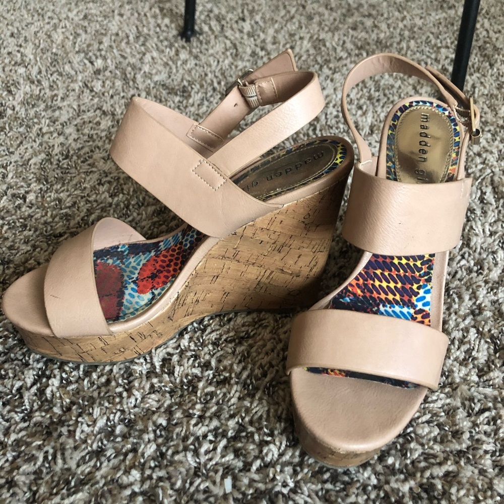 Madden Girl wedges